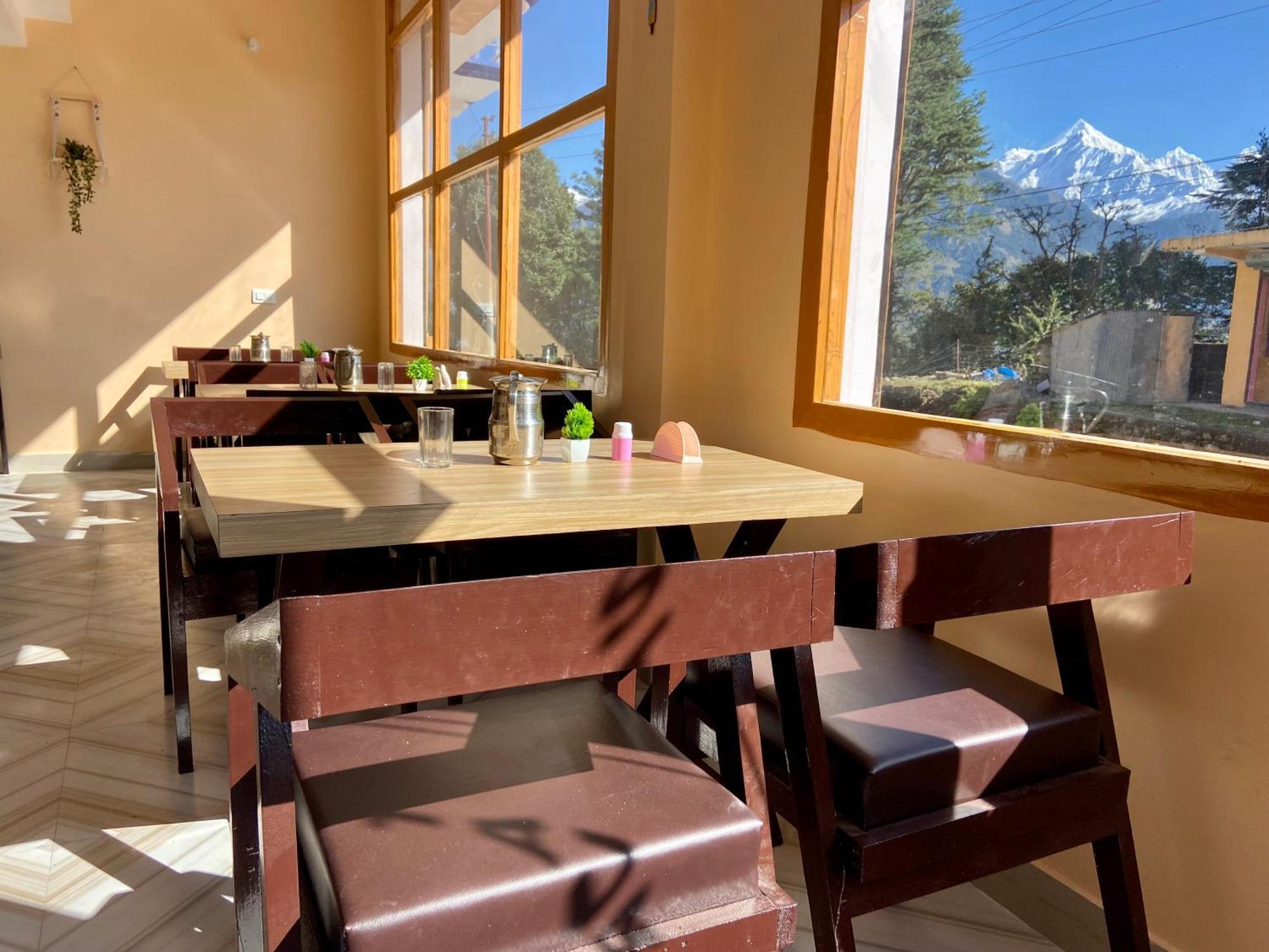 Hotel Mansarovar Inn Munsyari المظهر الخارجي الصورة