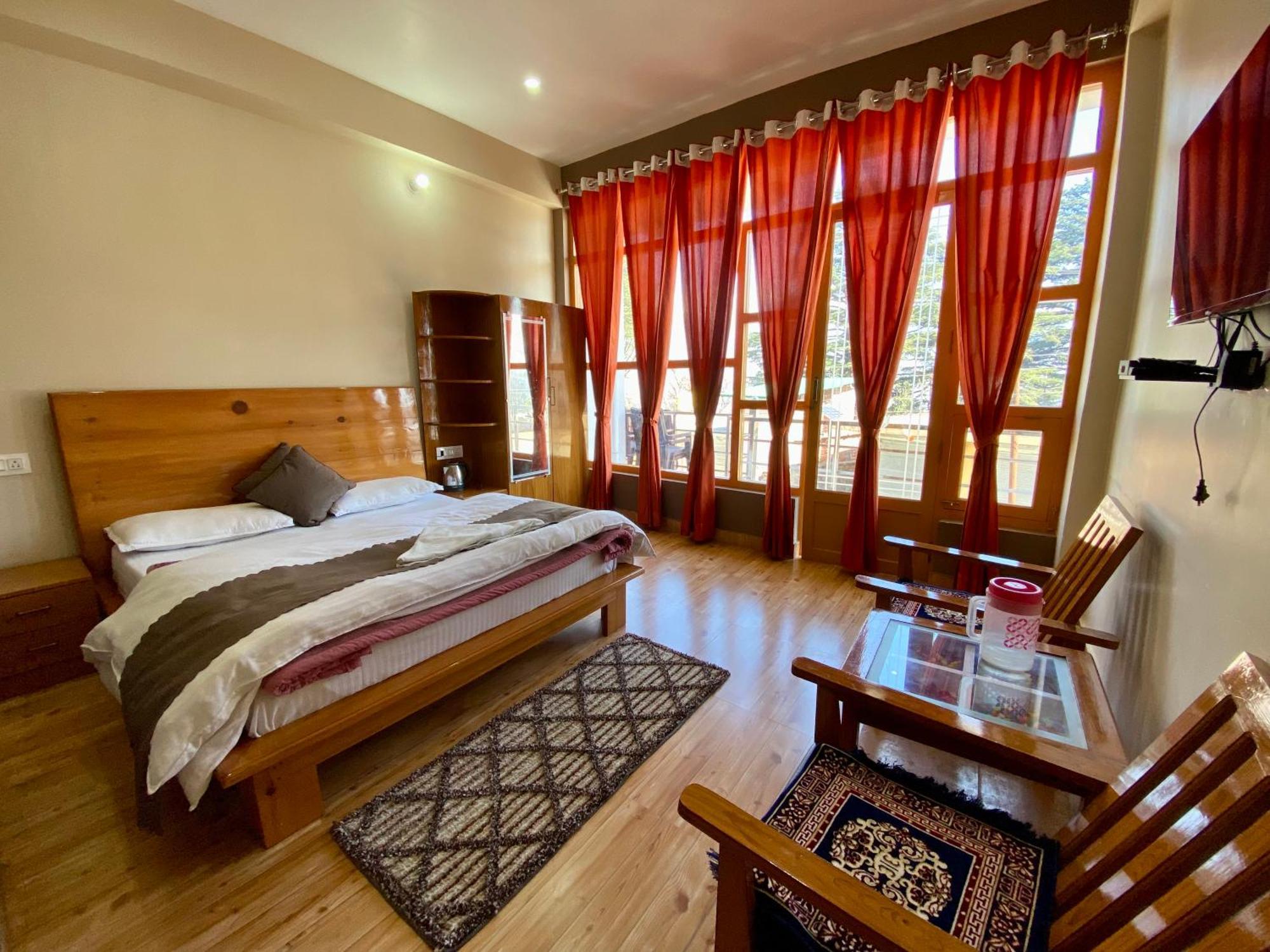 Hotel Mansarovar Inn Munsyari المظهر الخارجي الصورة